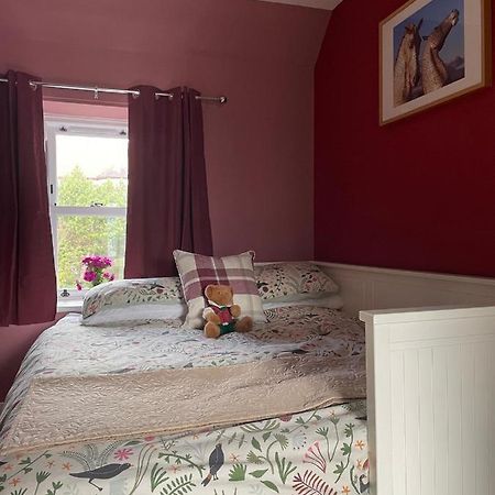 Country Home Near The Airport إدنبرة المظهر الخارجي الصورة
